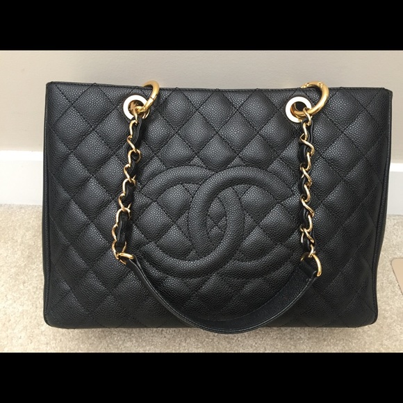 SOLD!!! SOLD!!! CHANEL GRAND SHOPPER CAVIAR TOTE - Picture 4 of 8